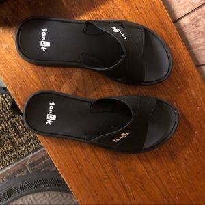 Sanok sandals